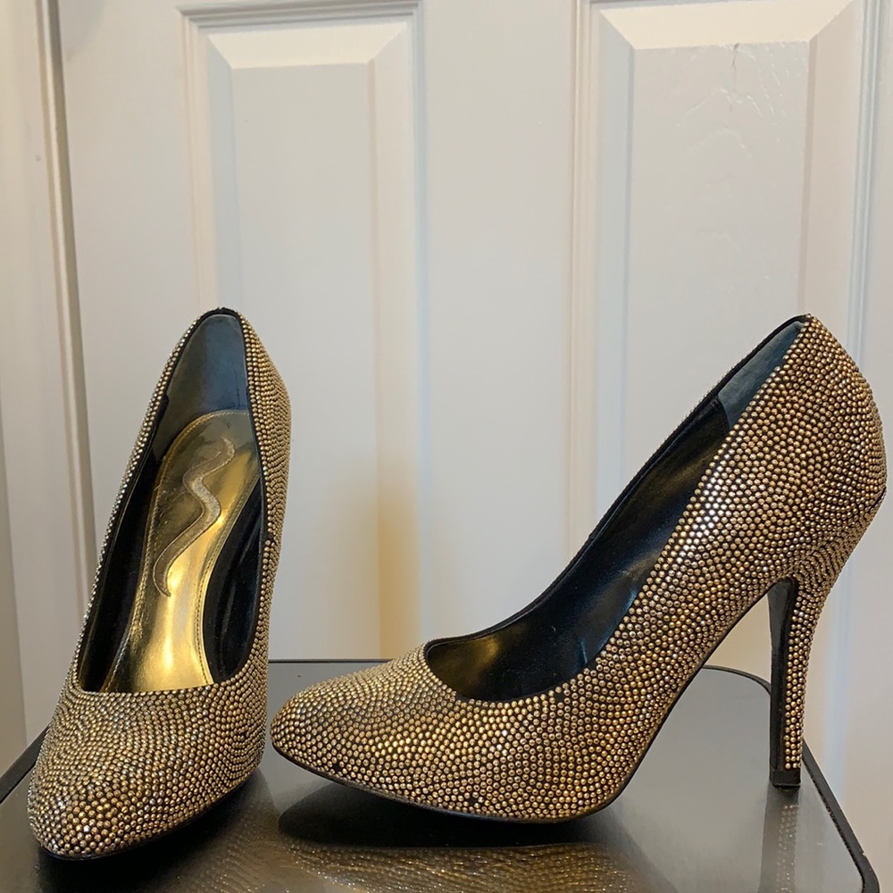 Gold sparkle heels